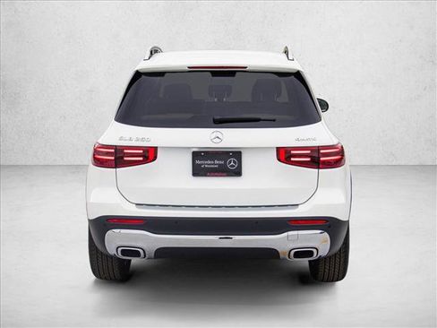 New 2026 Mercedes-Benz GLB 250 4MATIC image 6