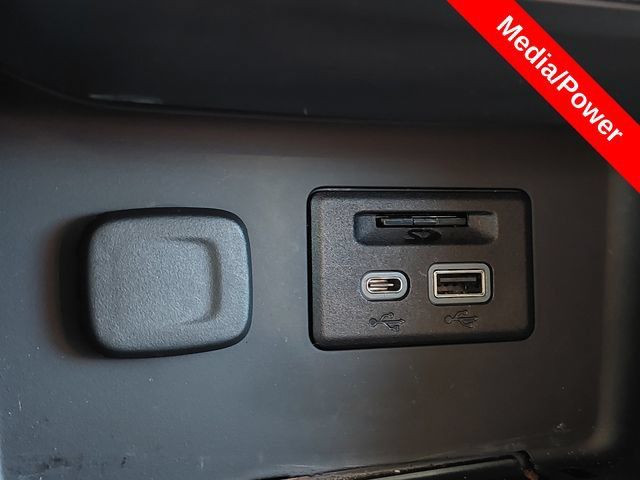 Used 2023 GMC Acadia AT4 w/ Trailering Package AWD/4WD image 29