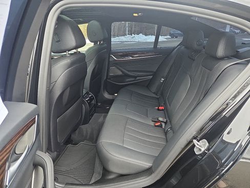 Used 2022 BMW 540i xDrive 540i xDrive w/ M Sport Package image 12