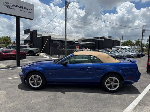 Used 2005 Ford Mustang GT RWD image 8