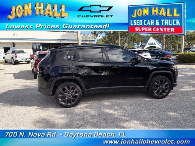 Used 2021 Jeep Compass Latitude w/ Sun and Sound Group AWD/4WD image 12