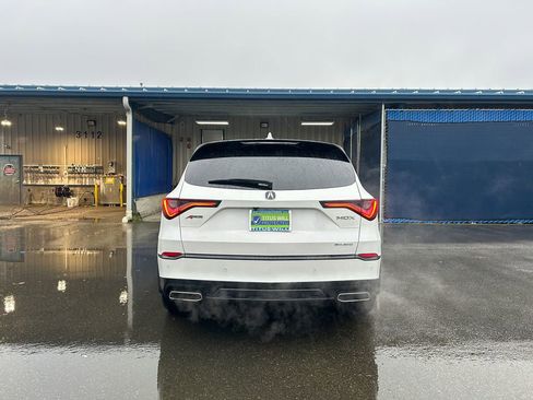 Used 2025 Acura MDX A-Spec image 7
