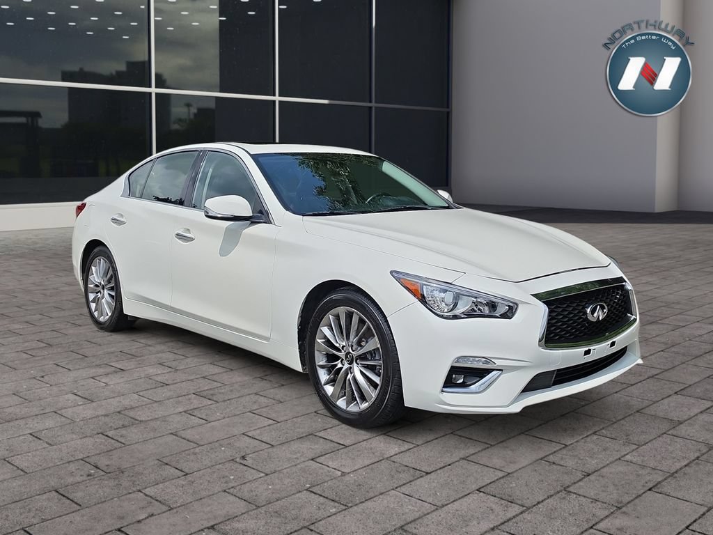 Used 2020 INFINITI Q50 Luxe AWD/4WD image 7