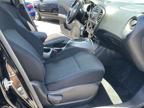 Used 2014 Nissan Juke S FWD image 50
