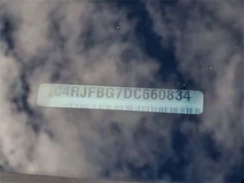 Used 2013 Jeep Grand Cherokee Limited image 29