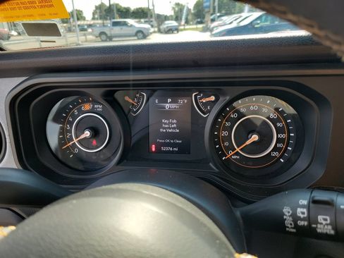 Used 2024 Jeep Wrangler Unlimited Sport AWD/4WD image 29