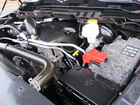 Used 2018 RAM 1500 Big Horn image 38