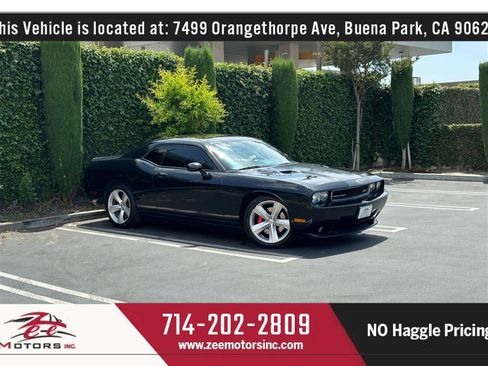 Used 2010 Dodge Challenger SRT8 w/ SRT Option Group II image 2