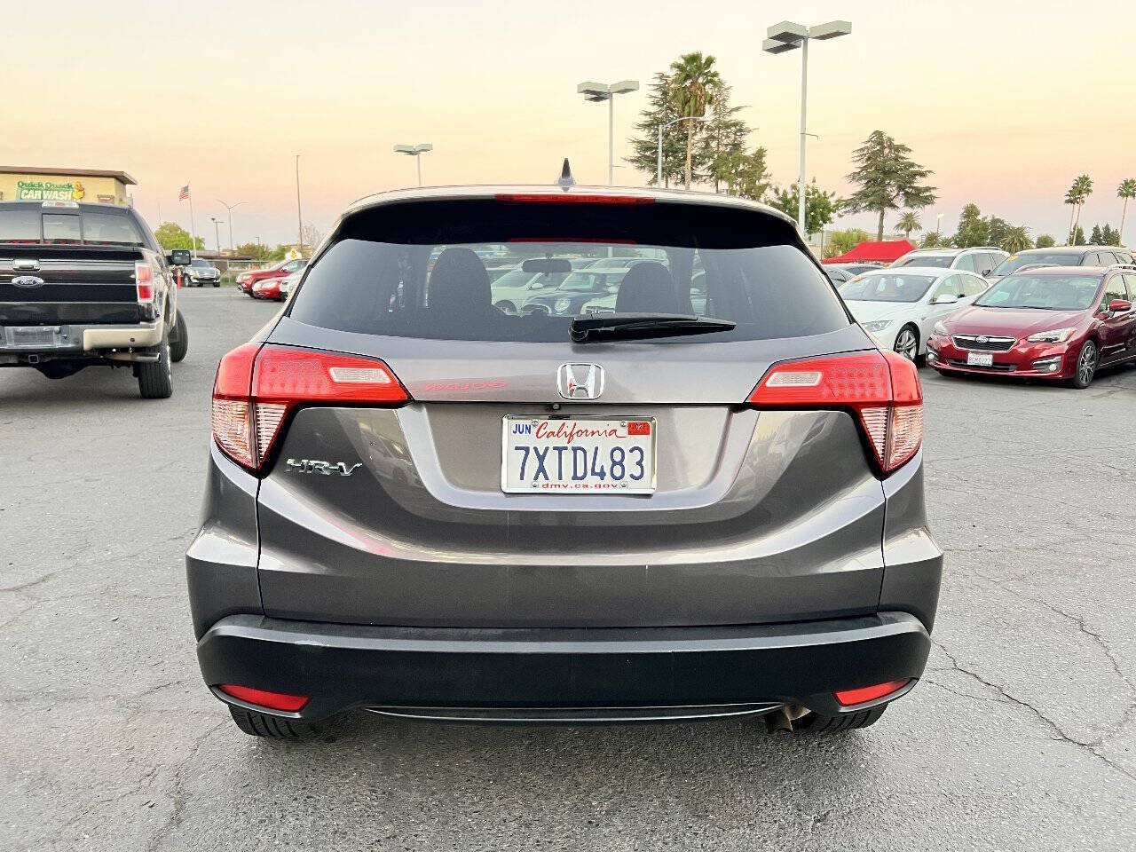 Used 2017 Honda HR-V EX image 6