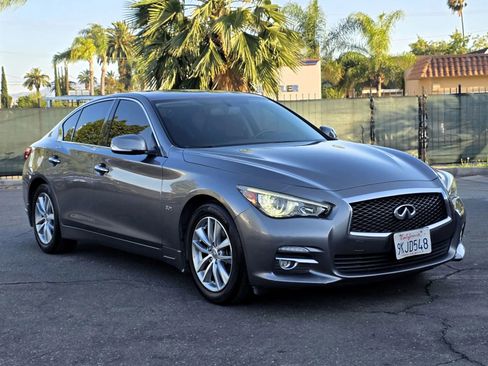 Used 2016 INFINITI Q50 3.0t Premium w/ Cargo Package RWD image 2