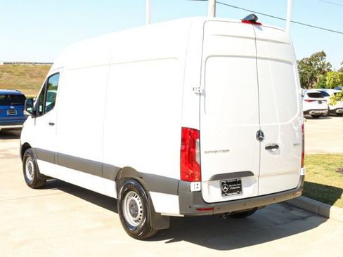 New 2026 Mercedes-Benz Sprinter 2500 image 6