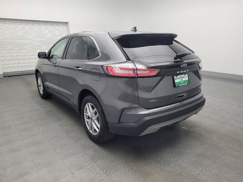 Used 2024 Ford Edge SEL image 5