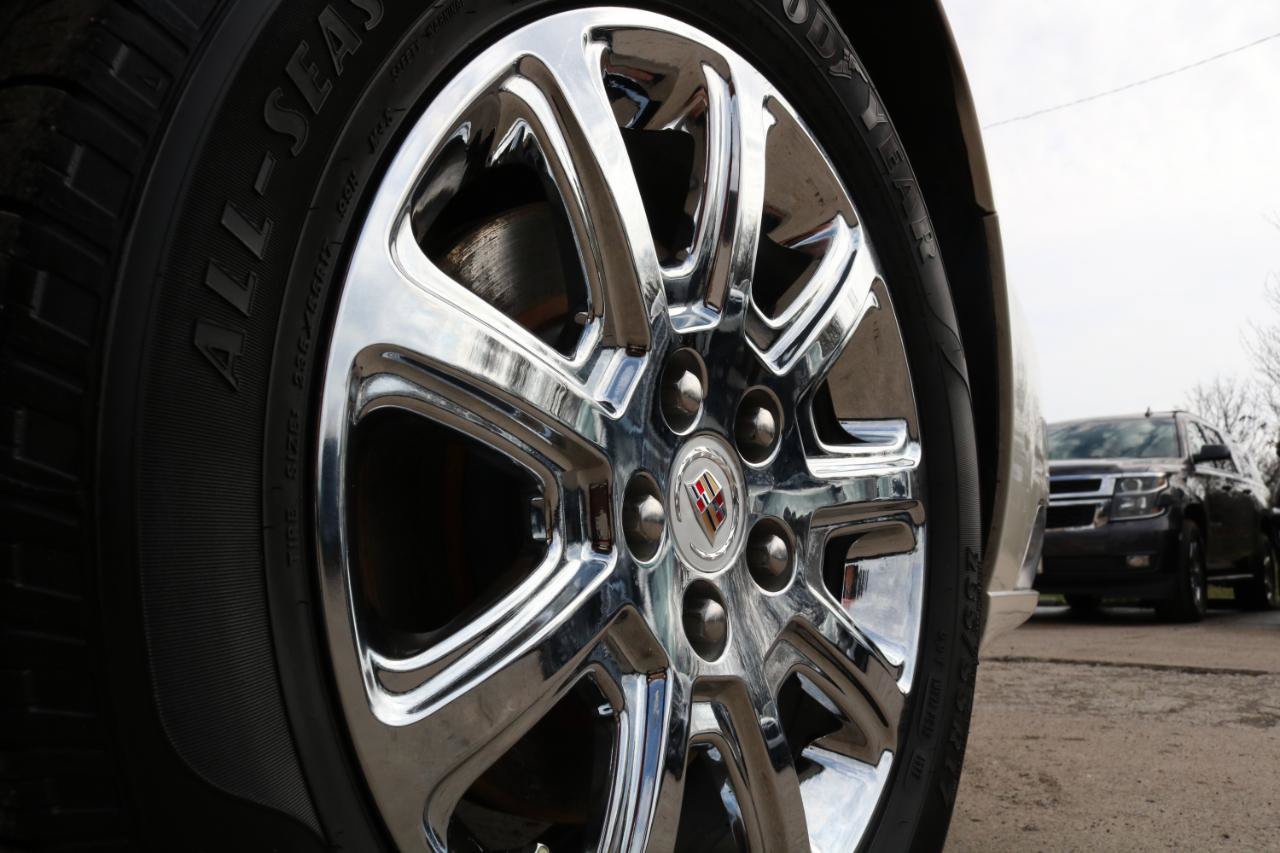 Used 2009 Cadillac DTS w/ Sun And Sound Package FWD image 7