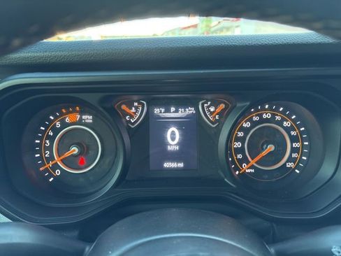 Used 2024 Jeep Wrangler Sport S image 12