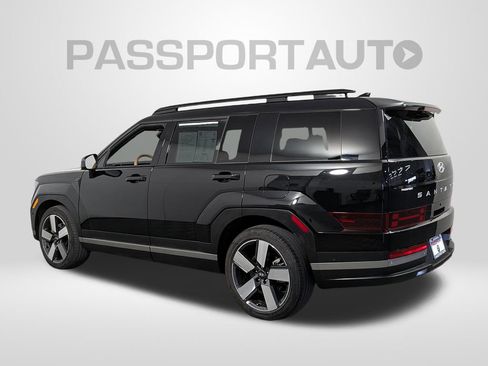 Used 2024 Hyundai Santa Fe Limited AWD/4WD image 3