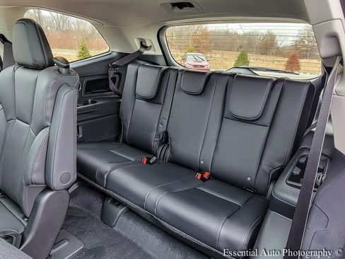 New 2026 Subaru Ascent Limited image 12