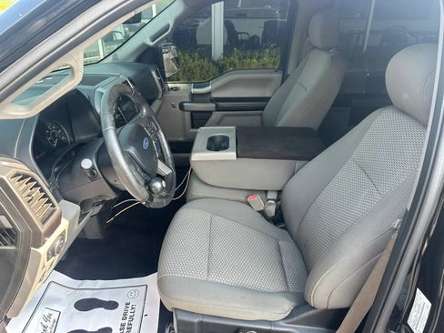 Used 2018 Ford F150 XLT w/ Equipment Group 302A Luxury AWD/4WD image 7