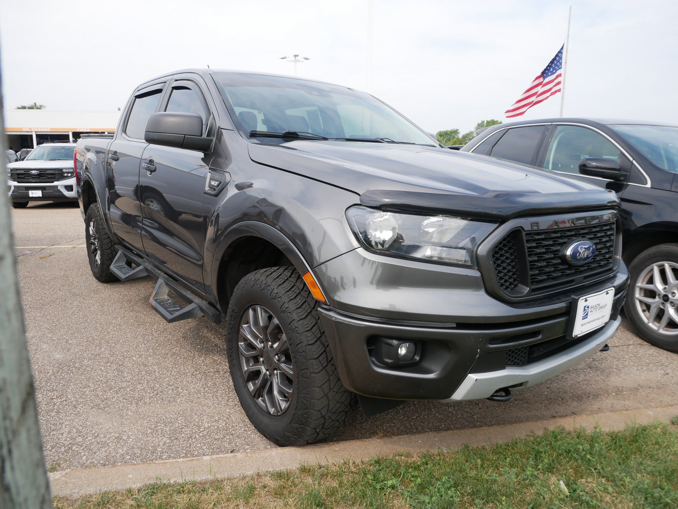 Used 2020 Ford Ranger XLT w/ Equipment Group 302A Luxury AWD/4WD image 3