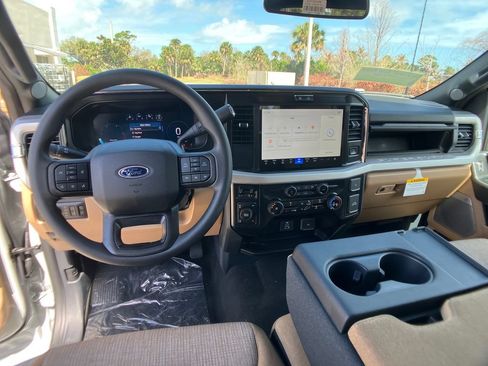 New 2026 Ford F250 XLT w/ XLT Premium Package AWD/4WD image 7