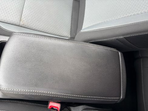 Used 2017 Ford Escape SE AWD/4WD image 27
