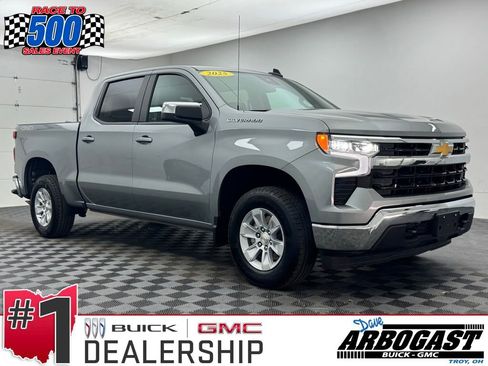 Used 2025 Chevrolet Silverado 1500 LT AWD/4WD image 1