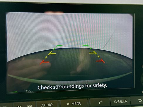 Used 2023 Nissan Rogue S image 22