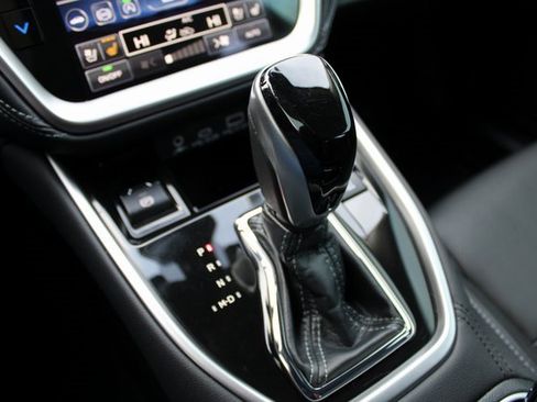 Certified 2025 Subaru Outback Touring XT image 23