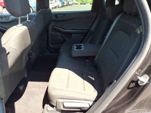 Used 2025 Ford Escape Active AWD/4WD image 14