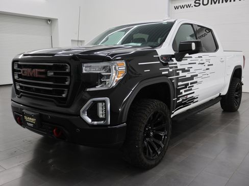 Used 2022 GMC Sierra 1500 AT4 w/ AT4 Premium Package AWD/4WD image 7