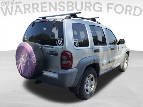 Used 2006 Jeep Liberty Sport AWD/4WD image 7
