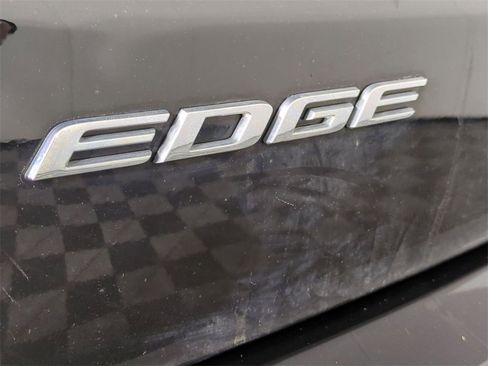 Used 2019 Ford Edge SEL w/ Equipment Group 201A image 32