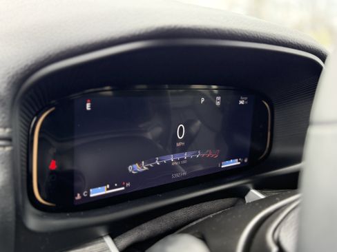 Used 2023 Jeep Wagoneer Series III w/ Premium Group I image 17