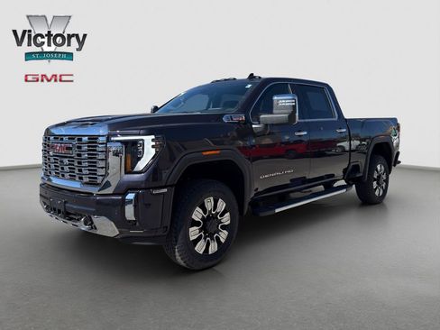 Used 2026 GMC Sierra 2500 Denali w/ Denali Reserve Package AWD/4WD image 3