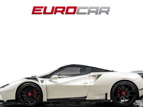 Used 2021 Ferrari F8 Tributo RWD image 3