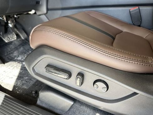 New 2026 Honda Pilot Touring image 24