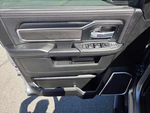 Used 2024 RAM 2500 Laramie w/ Sport Appearance Package AWD/4WD image 9