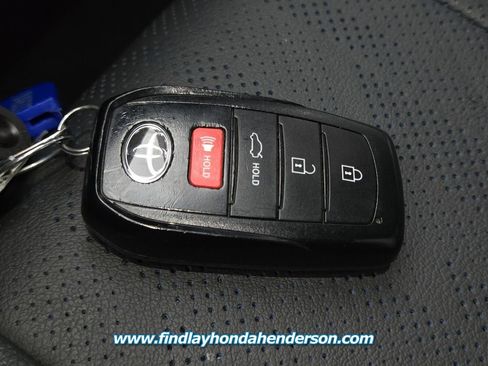 Used 2025 Toyota Camry XSE image 31