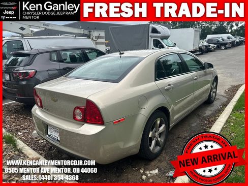 Used 2011 Chevrolet Malibu LT w/ Power Convenience Package FWD image 8