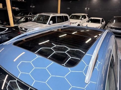 Used 2017 Volkswagen Tiguan Wolfsburg Edition image 5