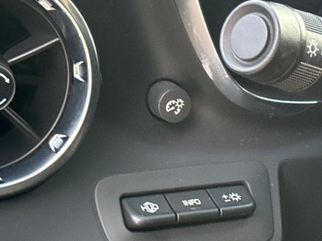 Used 2022 Chevrolet Camaro ZL1 RWD image 22