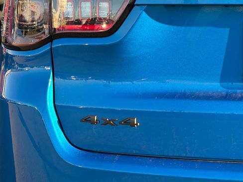 New 2026 Jeep Compass Latitude image 7