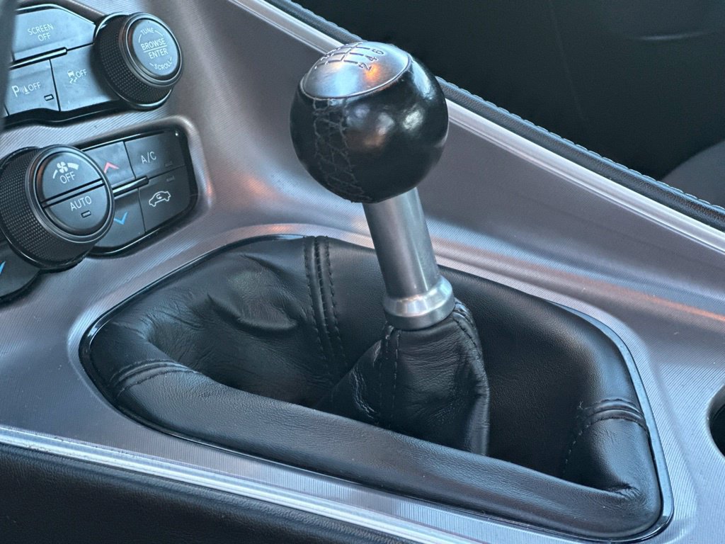 Used 2022 Dodge Challenger R/T Scat Pack RWD image 32