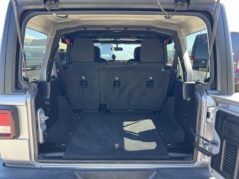 Used 2021 Jeep Wrangler Unlimited Sport AWD/4WD image 32