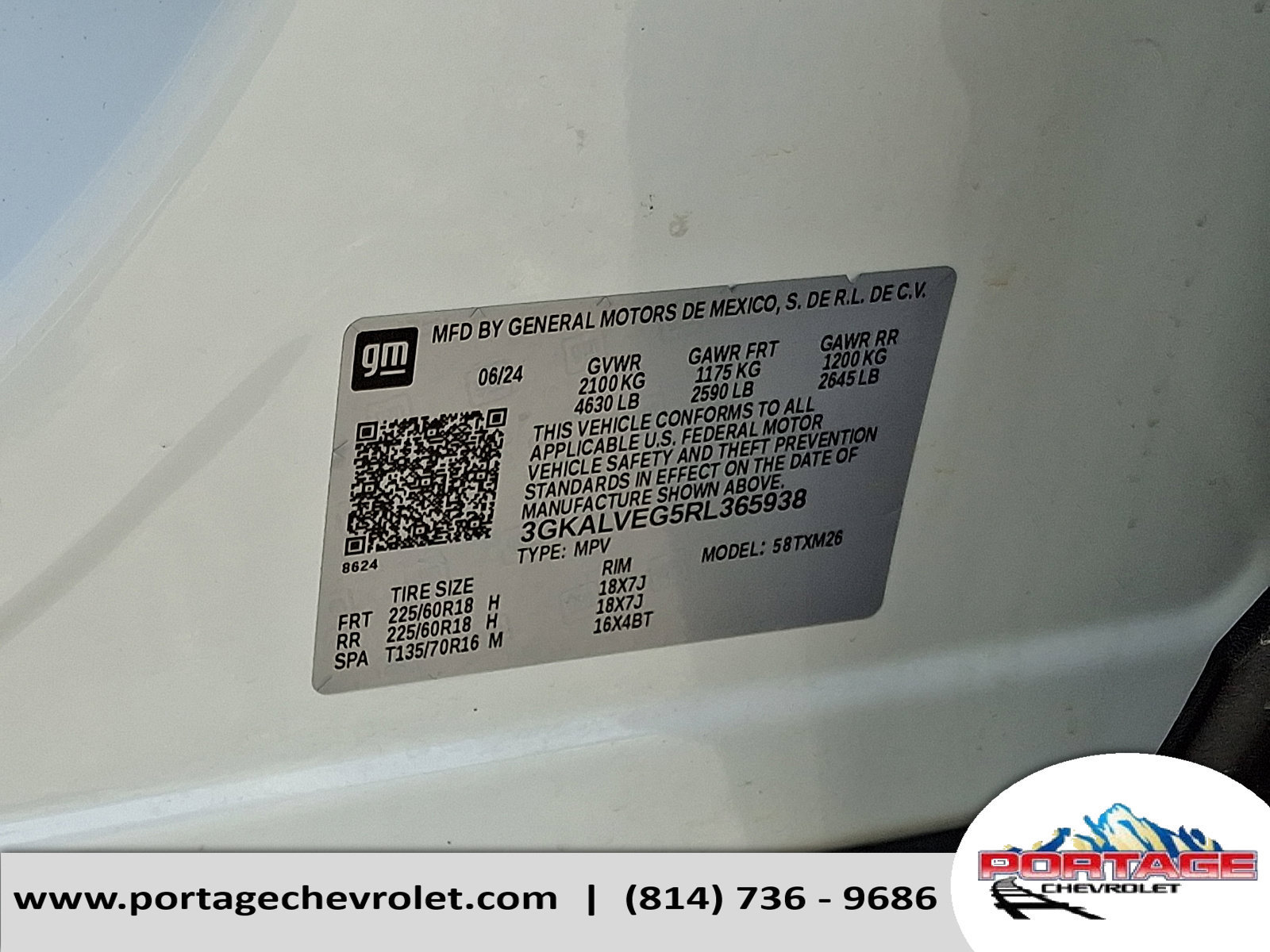 Used 2024 GMC Terrain SLT AWD/4WD image 32