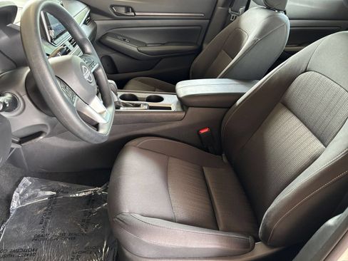 Used 2026 Nissan Altima 2.5 SV FWD image 27