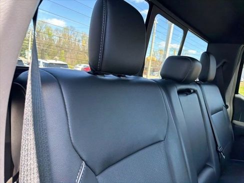 Used 2022 Ford F150 Lariat w/ Equipment Group 502A High image 19