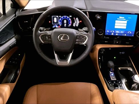 Used 2024 Lexus NX 350 AWD image 6
