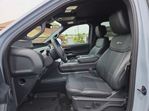 New 2026 Ford Expedition Platinum AWD/4WD image 6