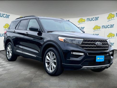 Used 2023 Ford Explorer XLT w/ Equipment Group 202A AWD/4WD image 1