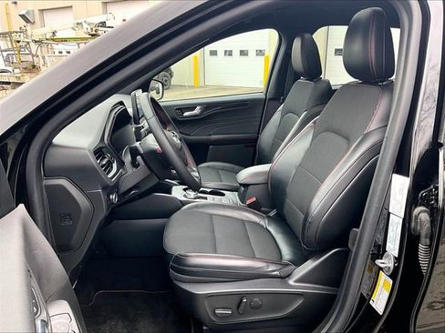 Used 2023 Ford Escape ST-Line image 21